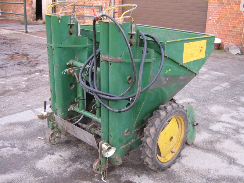 Potato planting machine Cramer Junior