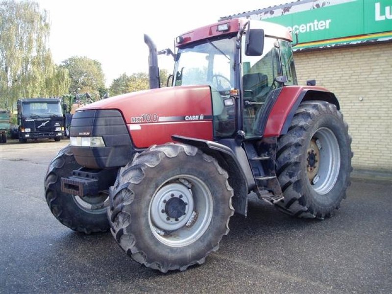 Case IH MX100 Traktor