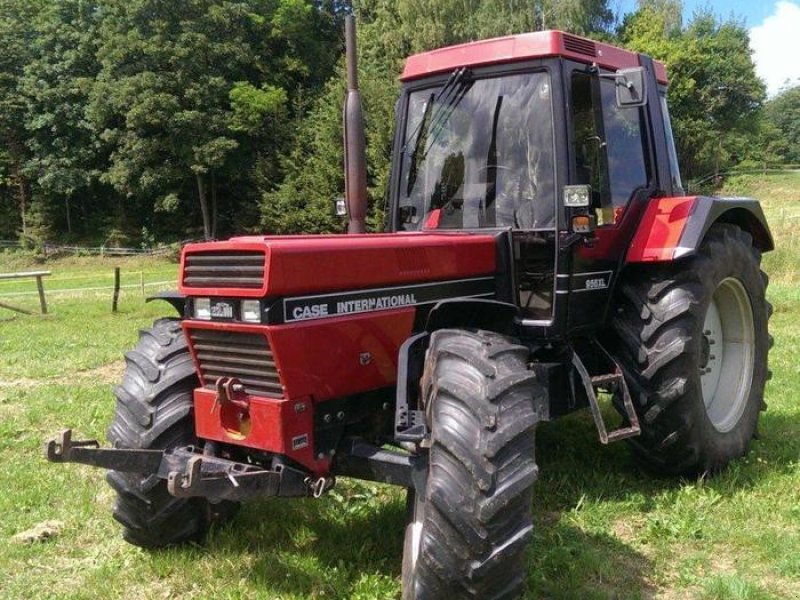 Case IH 956 XL Tractor