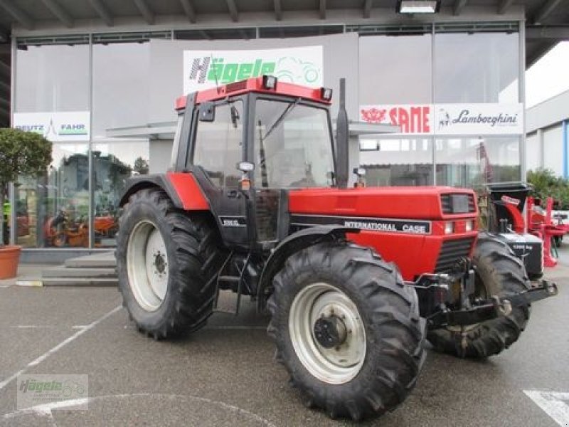 Case IH 1056 XL Tractor