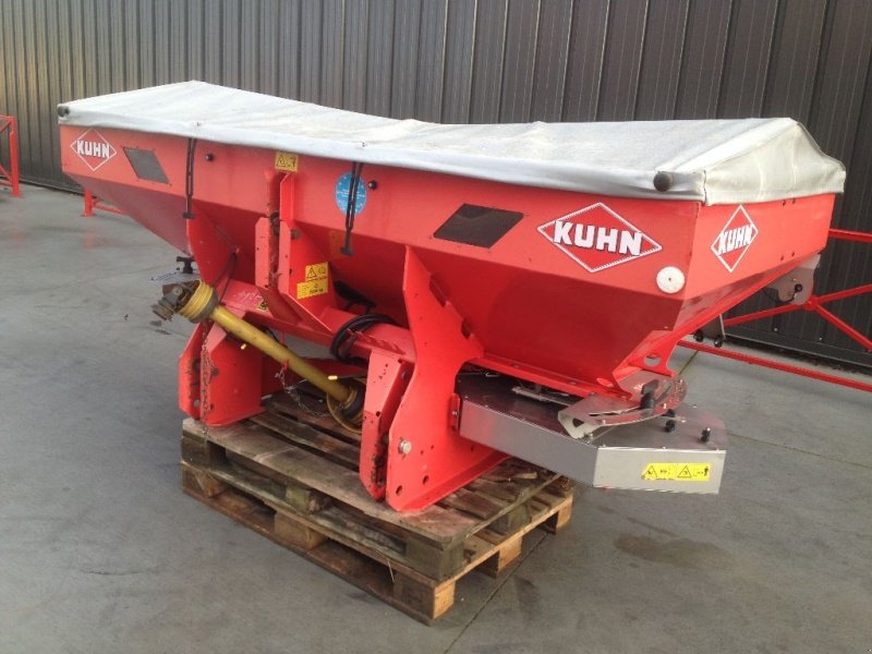 Kuhn MDS 1132 fertilizer spreader