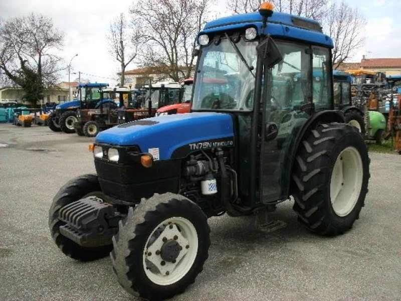 new holland tn75n tracteur pour viticulture
