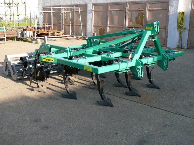 Grubber of the type EuM-Agrotec Vibromix 30, Neumaschine in Thalmässing