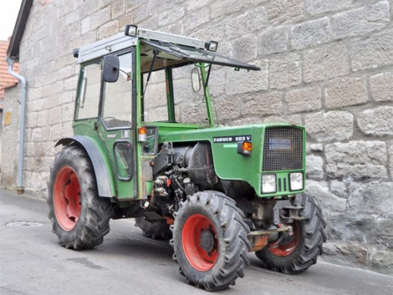 Fendt 203 V Schmalspurtraktor Traktor Allrad Schmalspur Kleintraktor 3