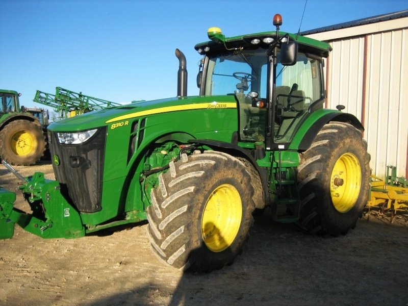 John Deere 8310R TLS AutoTracReady Traktor