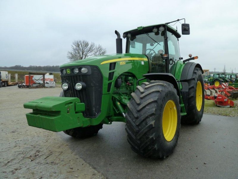 John Deere 8530 Tractor