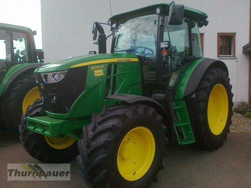 John Deere 6090 MC Traktor