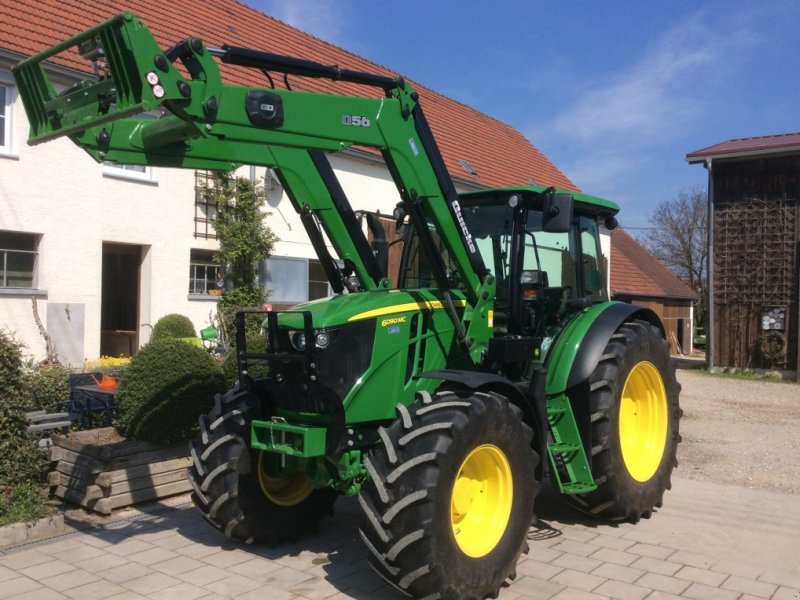 John Deere 6090 Traktor