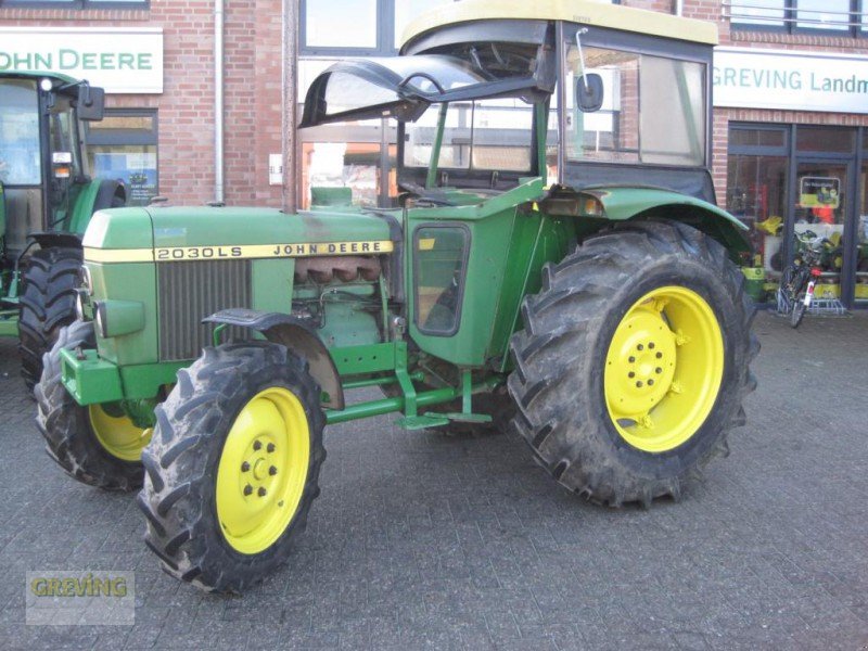 John Deere 2030 Tractor