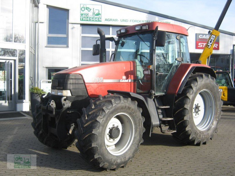 Case IH MX 135 Tractor