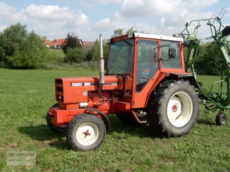 Renault 651 Traktor - technikboerse.com