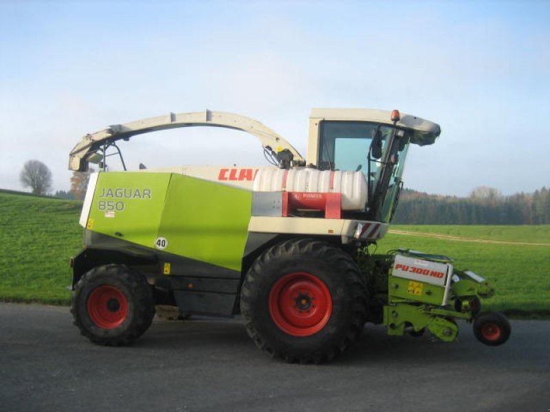 CLAAS Jaguar 850 Speedstar Forage harvester