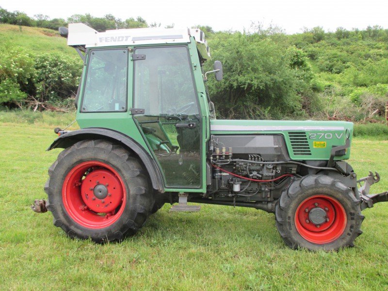 fendt 270v tracteur pour viticulture