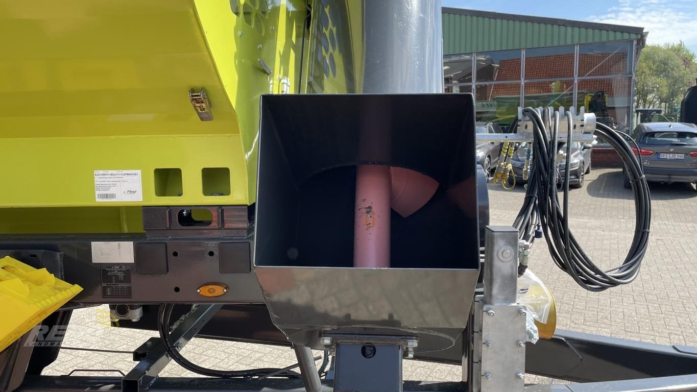 Überladewagen of the type Fliegl VARIO ULW 25, Neumaschine in Dätgen (Picture 12)