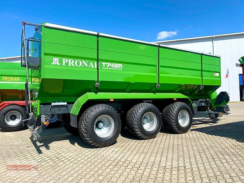 Überladewagen of the type Sonstige Pronar T 743 M Überladewagen 43 m³ Wiegesystem 34 to Zwangslenkung, Neumaschine in Ostheim/Rhön (Picture 5)