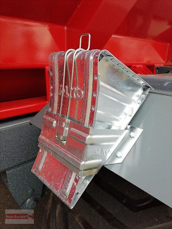 Überladewagen of the type Unia BIZON 36 Überladewagen 36 m³ Wiegesystem 31 to, Neumaschine in Ostheim/Rhön (Picture 28)