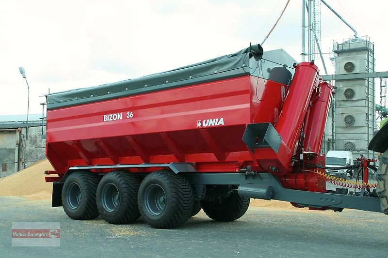 Überladewagen a típus Unia BIZON 36 Überladewagen 36 m³ Wiegesystem 31 to, Neumaschine ekkor: Ostheim/Rhön (Kép 12)