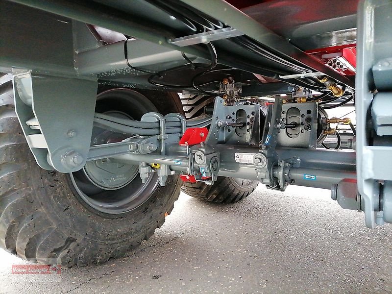 Überladewagen a típus Unia BIZON 36 Überladewagen 36 m³ Wiegesystem 31 to, Neumaschine ekkor: Ostheim/Rhön (Kép 22)