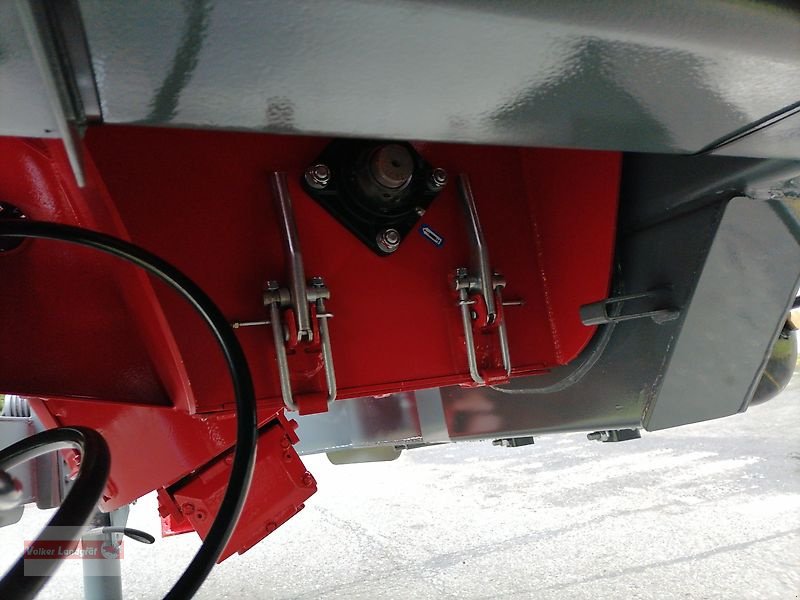 Überladewagen a típus Unia BIZON 36 Überladewagen 36 m³ Wiegesystem 31 to, Neumaschine ekkor: Ostheim/Rhön (Kép 19)