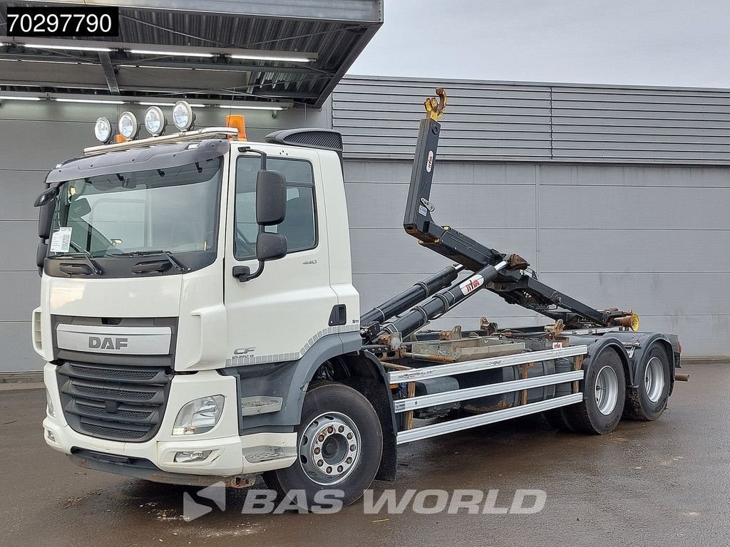 Abrollcontainer типа DAF CF 440 6X2 HYVA 22-60-S Hooklift Lift Axle Automatic ACC Euro 6, Gebrauchtmaschine в Veghel (Фотография 3)