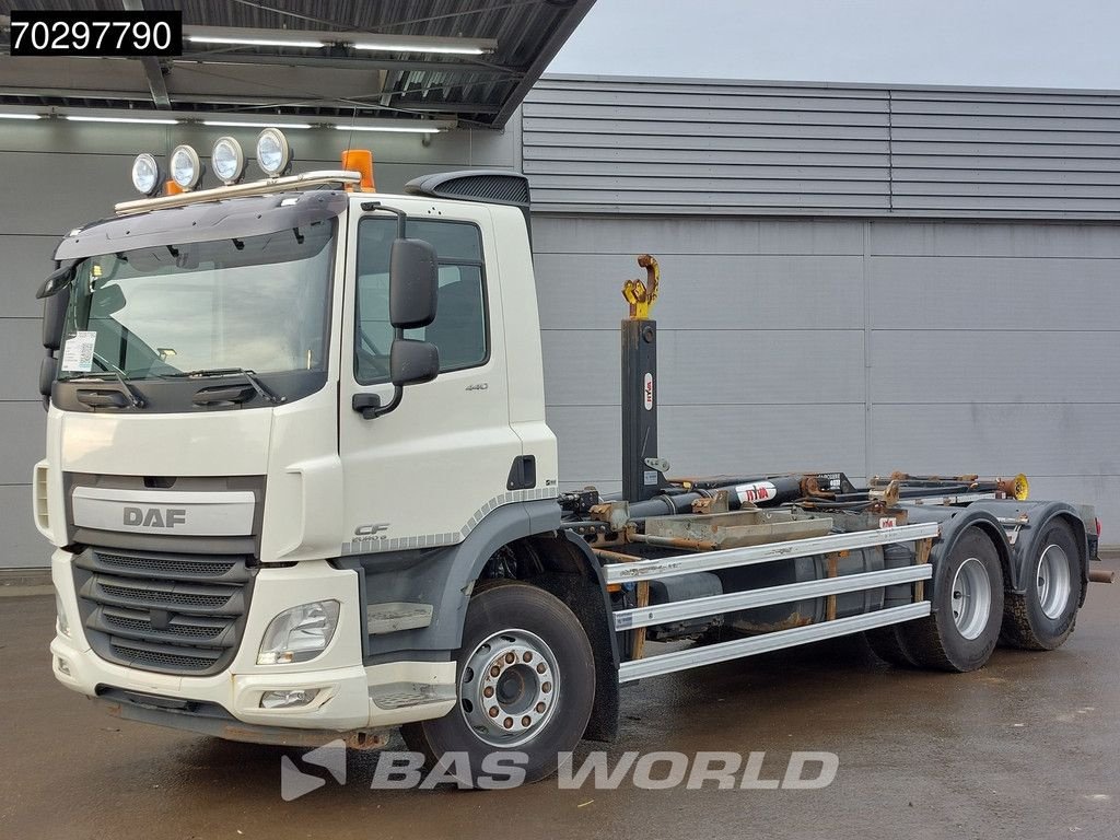 Abrollcontainer типа DAF CF 440 6X2 HYVA 22-60-S Hooklift Lift Axle Automatic ACC Euro 6, Gebrauchtmaschine в Veghel (Фотография 7)