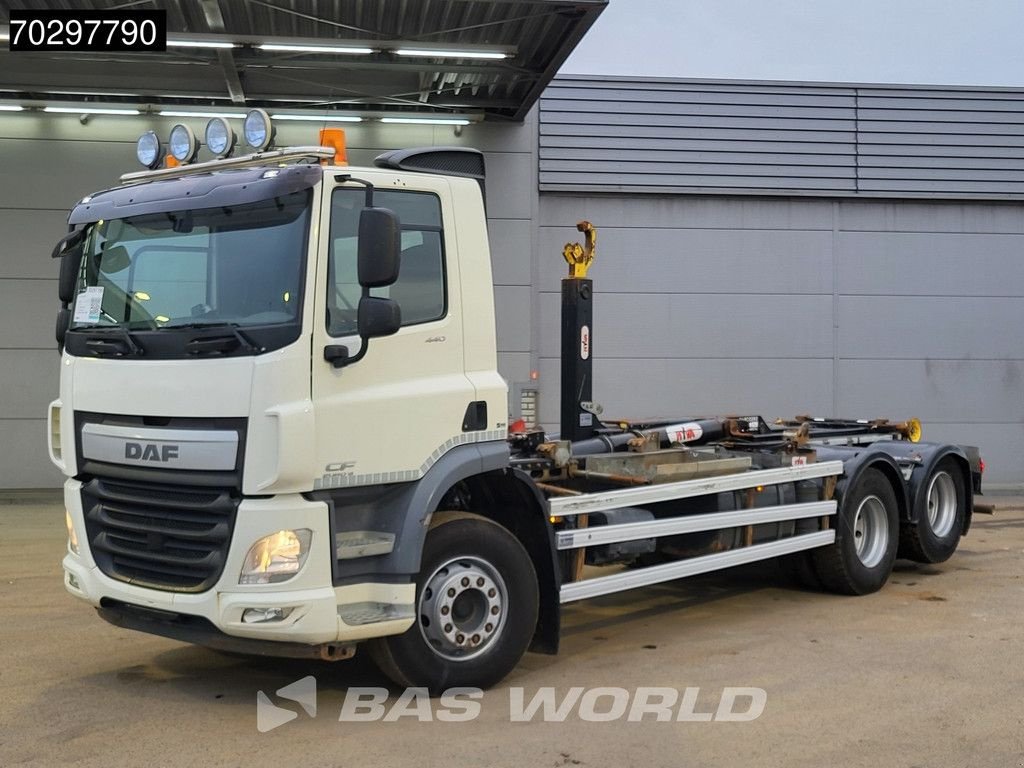 Abrollcontainer des Typs DAF CF 440 6X2 HYVA 22-60-S Hooklift Lift Axle Automatic ACC Euro 6, Gebrauchtmaschine in Veghel (Bild 10)