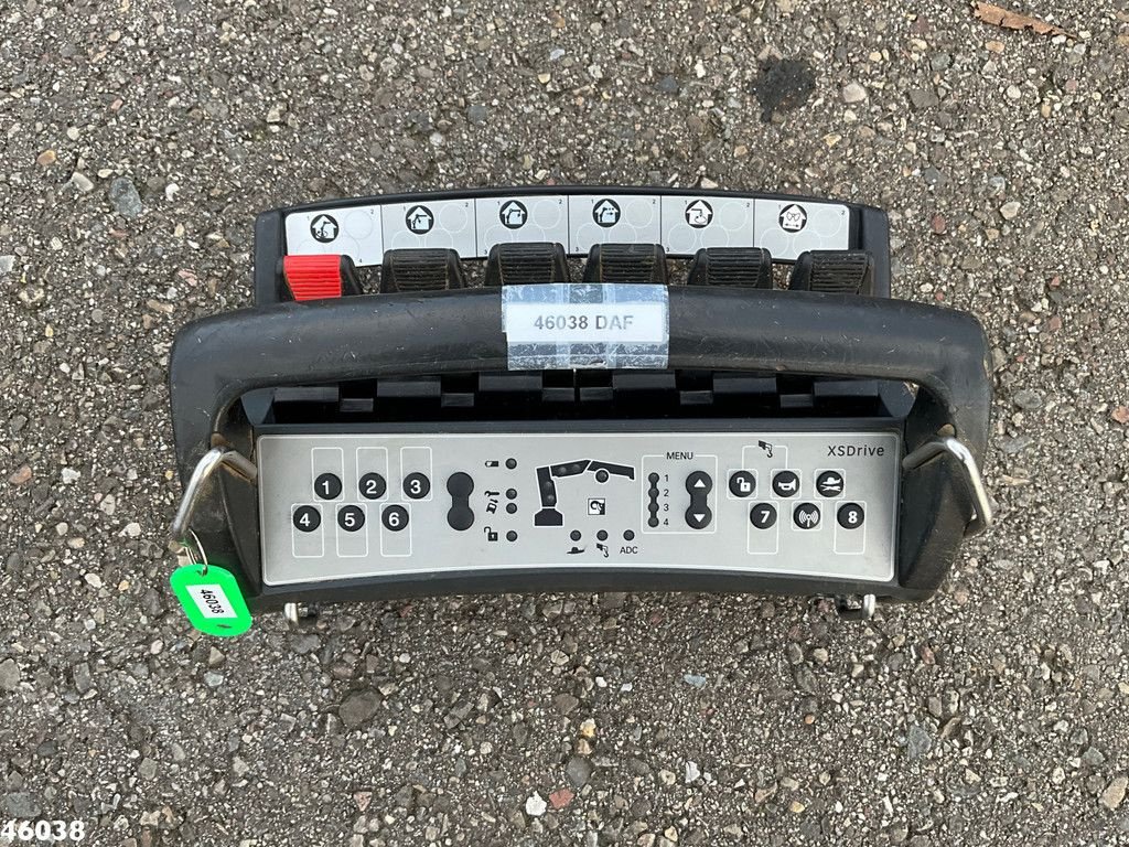 Abrollcontainer van het type DAF FAD 85 CF 410 8x4 Hiab 24 Tonmeter laadkraan, Gebrauchtmaschine in ANDELST (Foto 10)