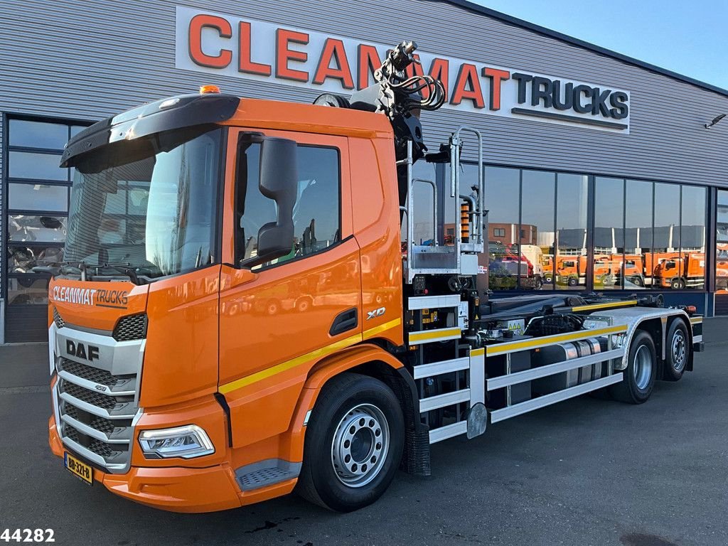 Abrollcontainer des Typs DAF FAN XD 450 Euro 6 HMF 23 Tonmeter laadkraan, Gebrauchtmaschine in ANDELST (Bild 2)