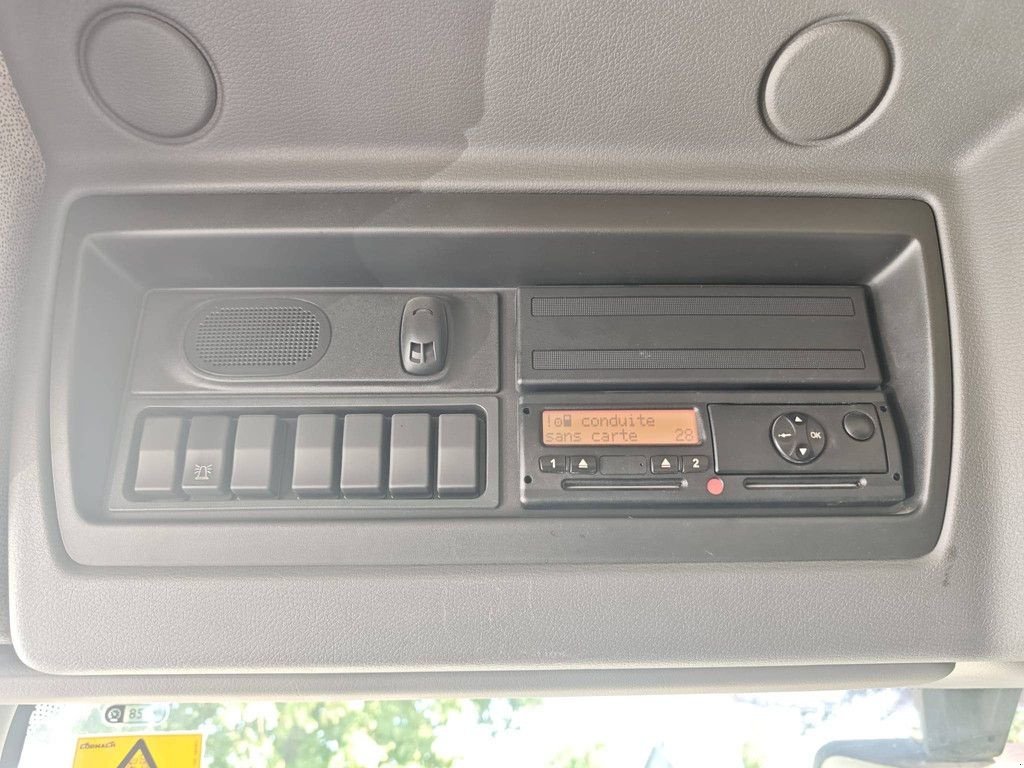 Abrollcontainer du type DAF LF55.250, Gebrauchtmaschine en Antwerpen (Photo 8)