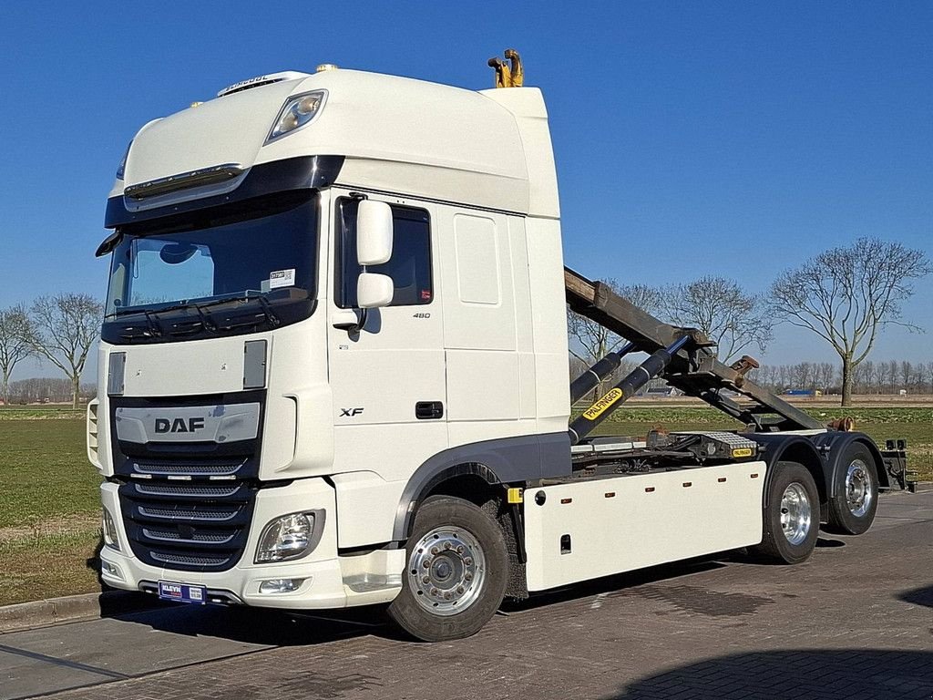 Abrollcontainer des Typs DAF XF 480 6X2 FAN PALIFT 463TK, Gebrauchtmaschine in Vuren (Bild 2)
