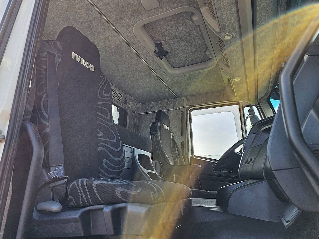 Abrollcontainer typu Iveco AD330T45 TRAKKER, Gebrauchtmaschine v Vuren (Obrázok 8)