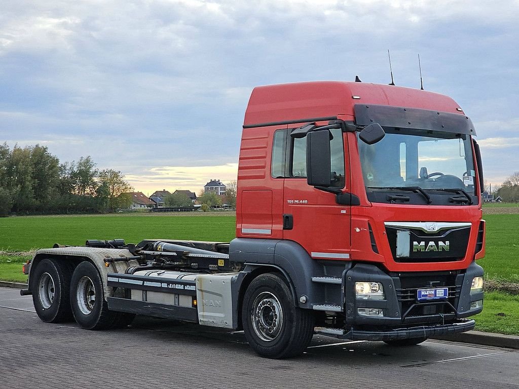 Abrollcontainer типа MAN 26.440 TGS, Gebrauchtmaschine в Vuren (Фотография 5)