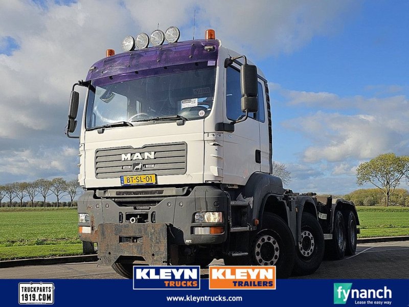 Abrollcontainer des Typs MAN 41.400 TGA, Gebrauchtmaschine in Vuren (Bild 1)