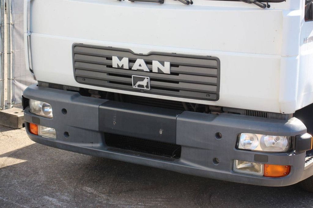 Abrollcontainer tipa MAN LE180C, Gebrauchtmaschine u Antwerpen (Slika 9)
