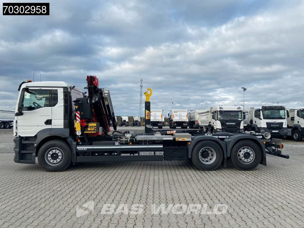 Abrollcontainer Türe ait MAN TGS 26.440 6X2 NEW! Fassi 235A Crane Hyva 20-57-S Lift+ Steering, Neumaschine içinde Veghel (resim 7)