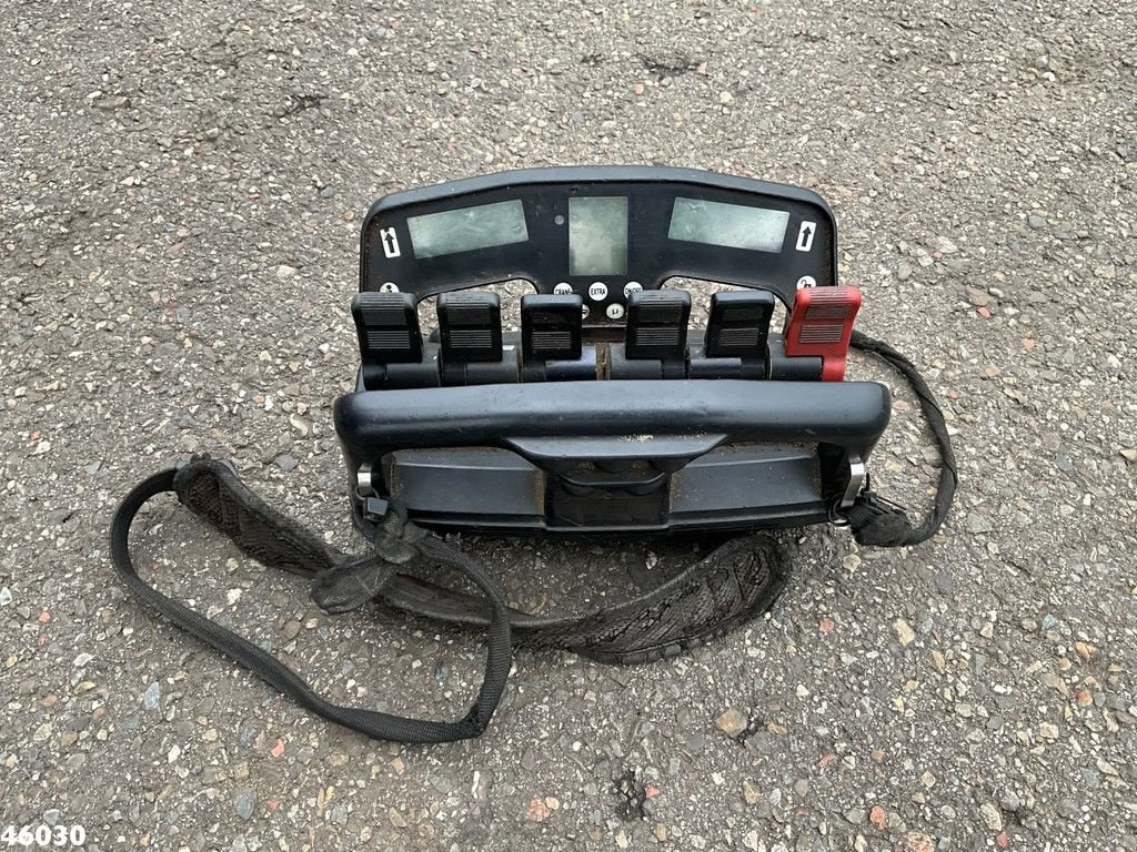 Abrollcontainer of the type MAN TGS 32.440 Hiab 32 Tonmeter laadkraan met hydraulische lier, Gebrauchtmaschine in ANDELST (Picture 10)