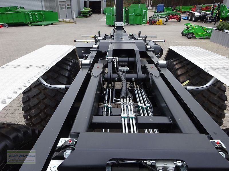 Abrollcontainer van het type PRONAR Hakenlift / Abrollkipper /  Containeranhänger / Containerfahrzeug / Abrollsystem / Abrollfahrzeug / Hakengerät Modell T 286, 23 to., Neumaschine in Itterbeck (Foto 13)