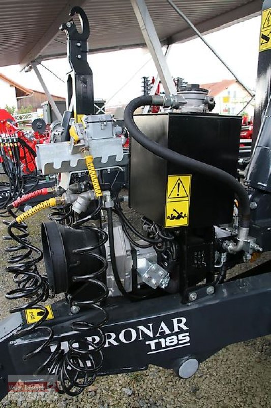 Abrollcontainer des Typs PRONAR T 185 Hakenliftanhänger 15 to Boogie-Fahrwerk, Neumaschine in Ostheim/Rhön (Bild 13)