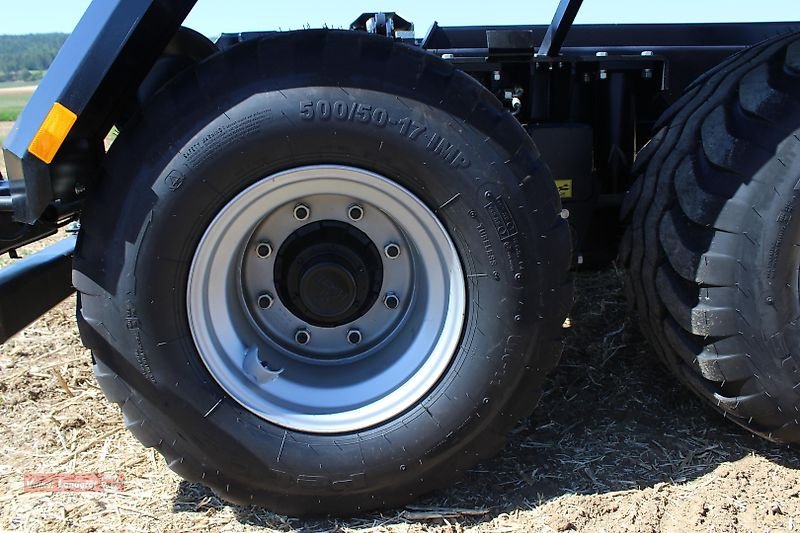 Abrollcontainer des Typs PRONAR T 185 Hakenliftanhänger 15 to Boogie-Fahrwerk, Neumaschine in Ostheim/Rhön (Bild 9)