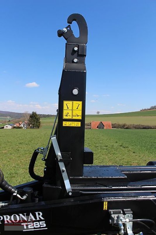 Abrollcontainer des Typs PRONAR T 285 Hakenlift-Anhänger 21 to Boogie-Fahrwerk, Neumaschine in Ostheim/Rhön (Bild 7)