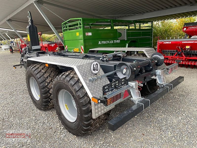 Abrollcontainer des Typs PRONAR T 285 Hakenlift-Anhänger 21 to Boogie-Fahrwerk, Neumaschine in Ostheim/Rhön (Bild 4)