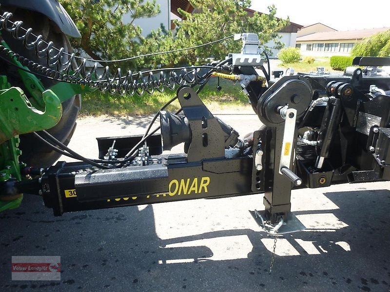 Abrollcontainer des Typs PRONAR T 386 Hakenliftanhänger 34 to Zwangslenkung Parabel-Fahrwerk, Neumaschine in Ostheim/Rhön (Bild 9)