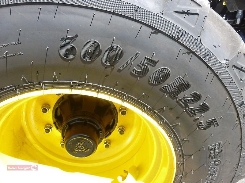 Abrollcontainer des Typs PRONAR T 386 Hakenliftanhänger 34 to Zwangslenkung Parabel-Fahrwerk, Neumaschine in Ostheim/Rhön (Bild 19)