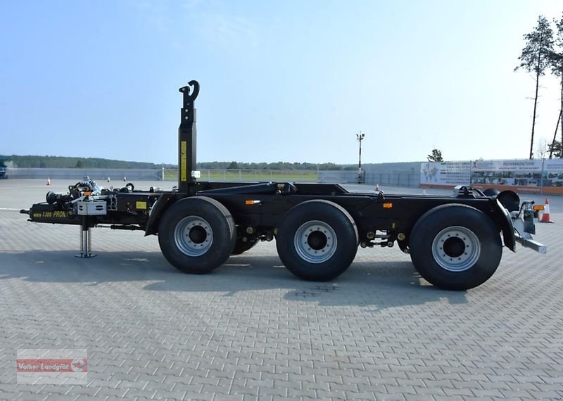 Abrollcontainer des Typs PRONAR T 386 Hakenliftanhänger 34 to Zwangslenkung Parabel-Fahrwerk, Neumaschine in Ostheim/Rhön (Bild 14)