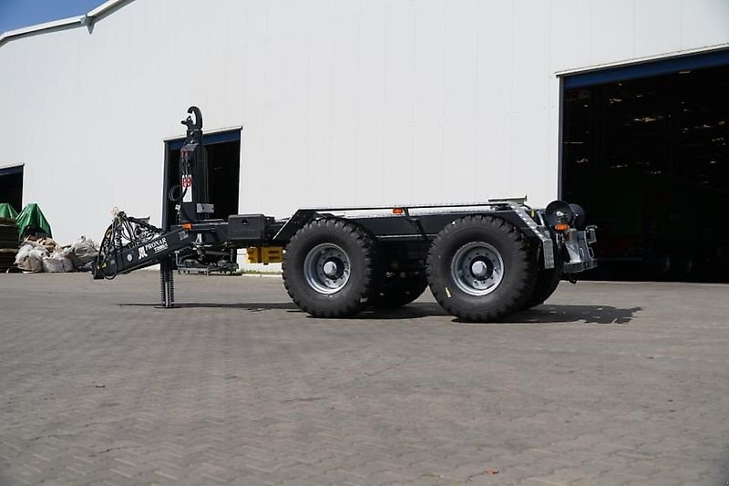 Abrollcontainer des Typs PRONAR T285/1, 23 Tonner, Hakenliftanhänger, Gebrauchtmaschine in Lippetal (Bild 1)