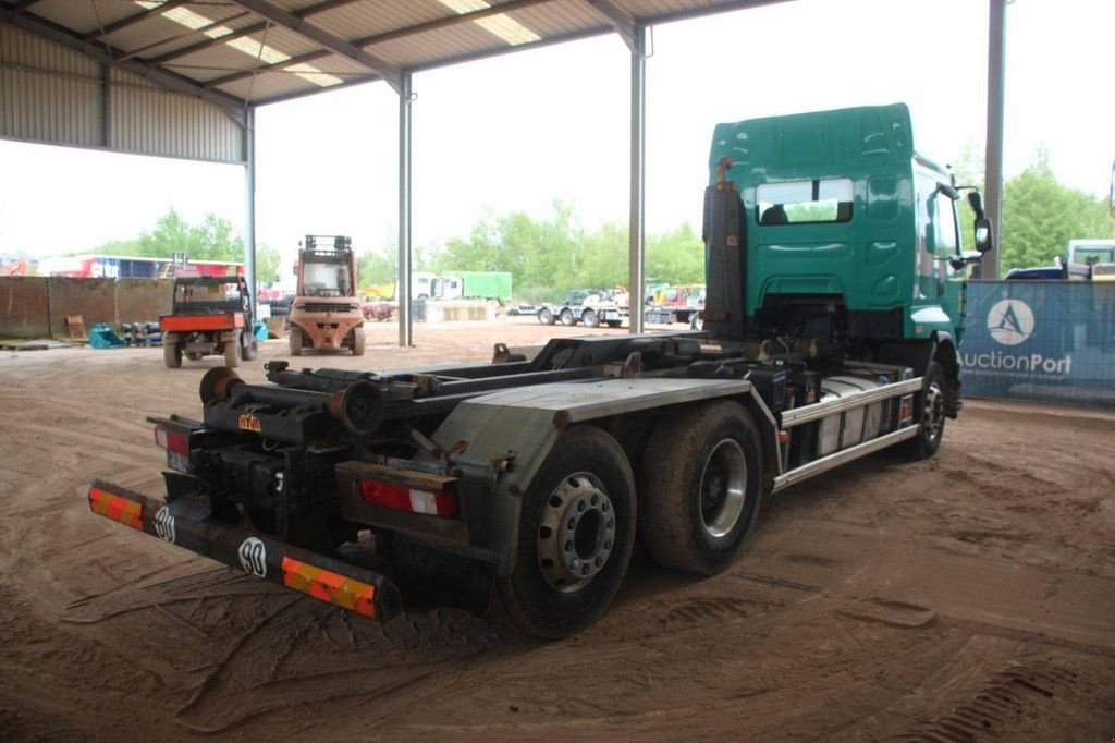 Abrollcontainer du type Renault 460 DXI EEV Premium Lander, Gebrauchtmaschine en Antwerpen (Photo 4)