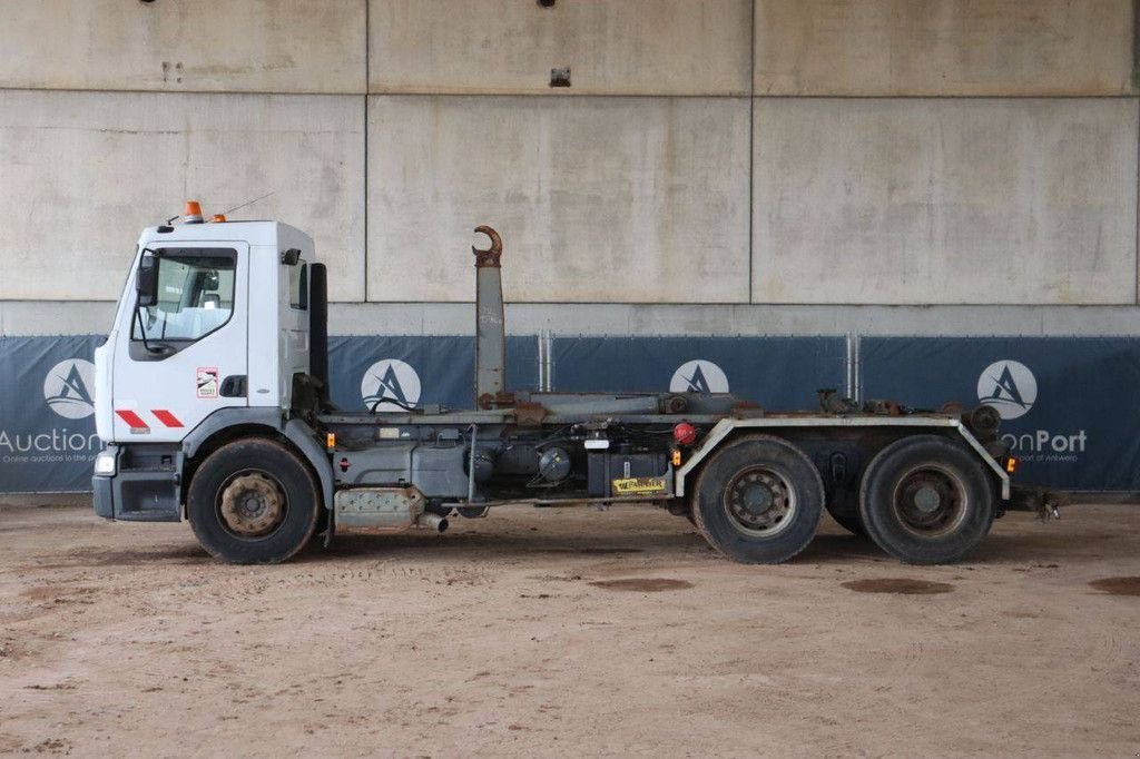 Abrollcontainer des Typs Renault Premium 370dCi, Gebrauchtmaschine in Antwerpen (Bild 2)