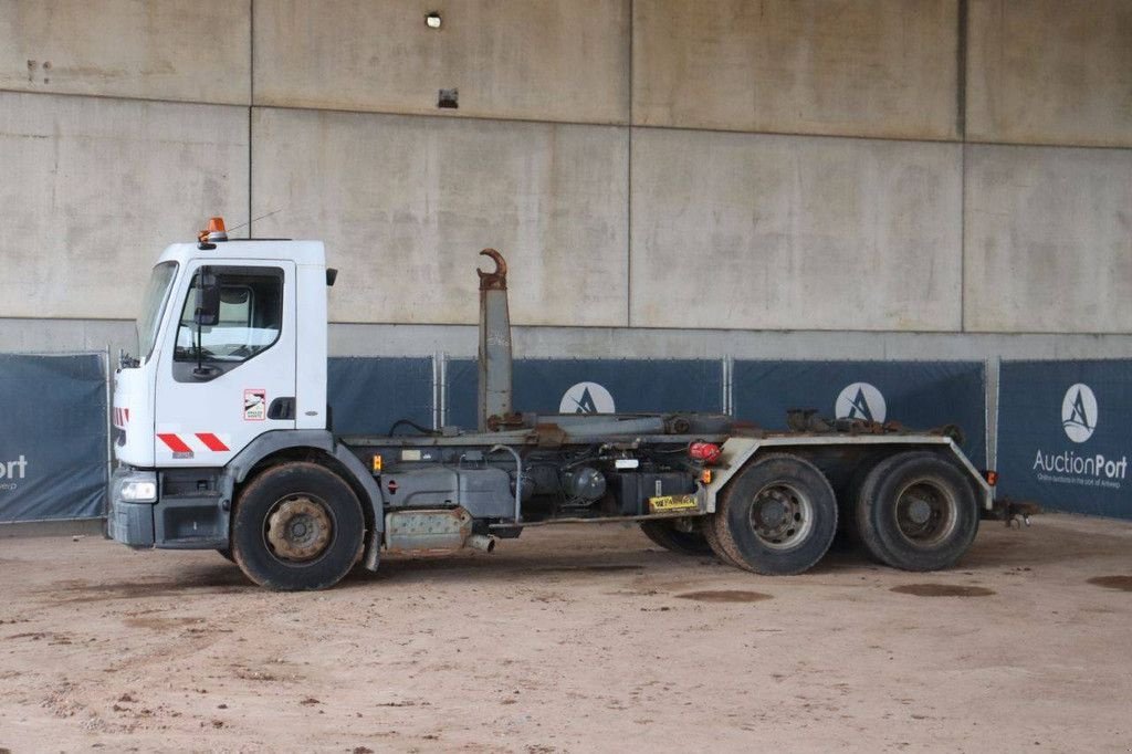 Abrollcontainer типа Renault Premium 370dCi, Gebrauchtmaschine в Antwerpen (Фотография 1)