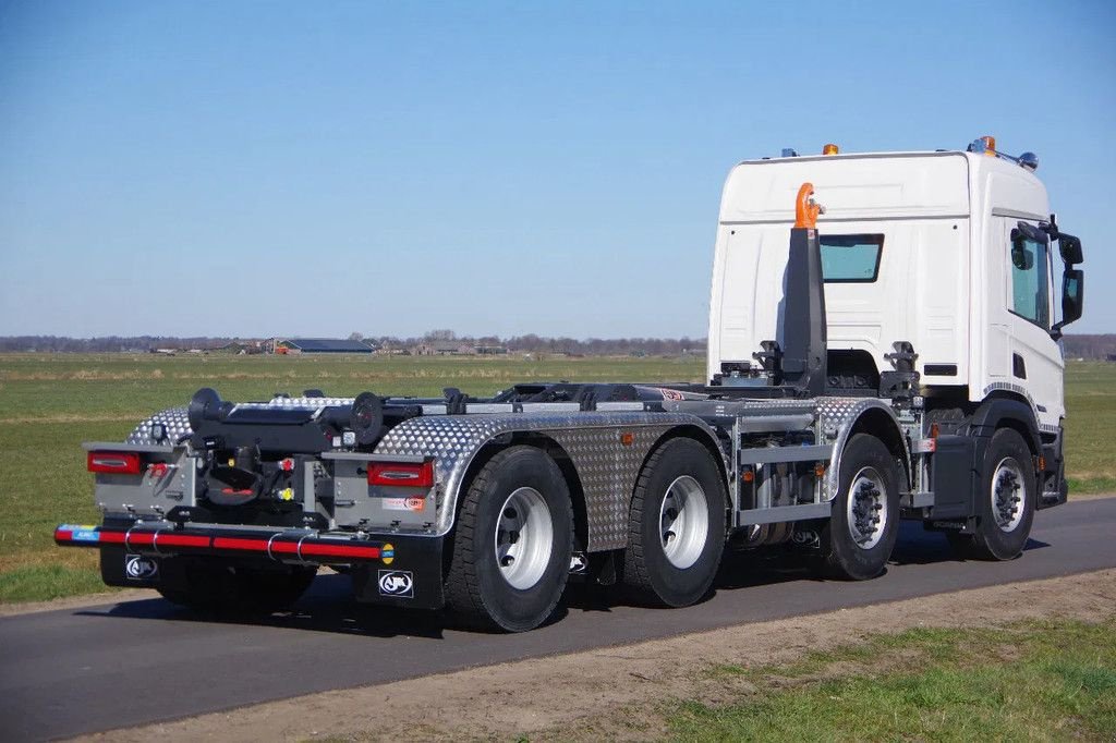 Abrollcontainer Türe ait Scania 43-tons 8x4 WSG P460 met AJK 30-tons haakarm, Gebrauchtmaschine içinde Groenekan (resim 3)