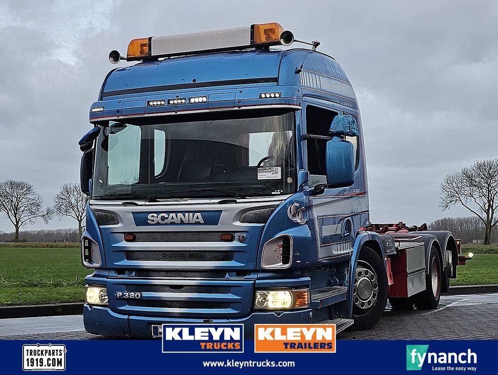 Abrollcontainer del tipo Scania P320 LOW ENTRY 6X2*4 HIAB, Gebrauchtmaschine en Vuren (Imagen 1)